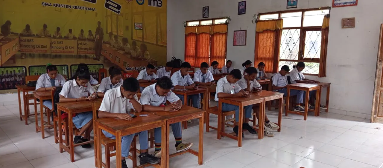 SMA Kristen Kesetnana Laksanakan Ujian Semester VI Berbasis CBT